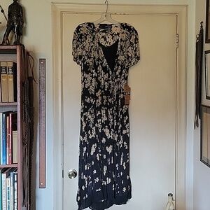 Vintage Carol Little maxi dress petites with tages size 8. Never worn